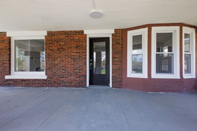 231 S Chicago Avenue, Kankakee, IL 60901