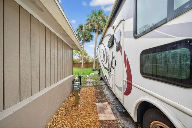 1845 50th Avenue, Vero Beach, FL 32966