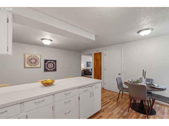 19105 ADDIE St, Gladstone, OR 97027