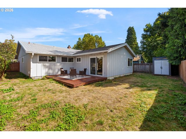 19105 ADDIE St, Gladstone, OR 97027