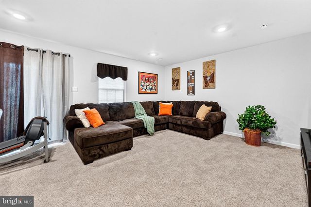 44 STANTON RD, Mount Holly, NJ 08060