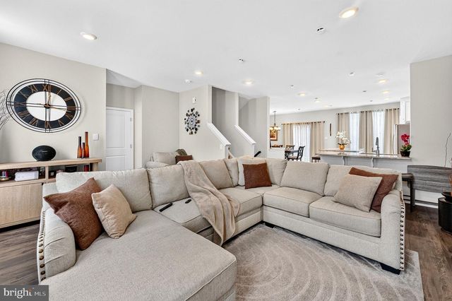 44 STANTON RD, Mount Holly, NJ 08060