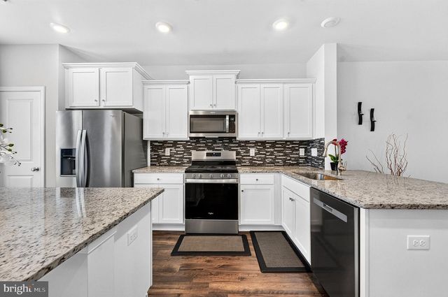 44 STANTON RD, Mount Holly, NJ 08060