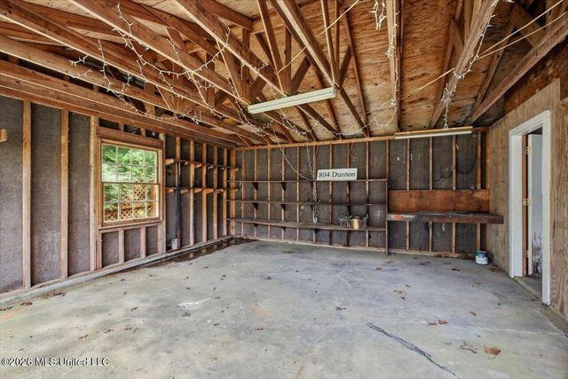 804 Dunton Road, Clinton, MS 39056