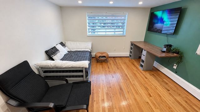 511 Beacon St 1, Boston, MA 02215