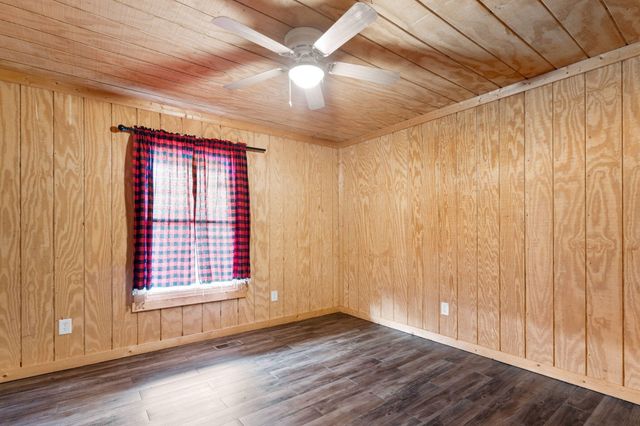 141 Rogers Lane, Birchwood, TN 37308