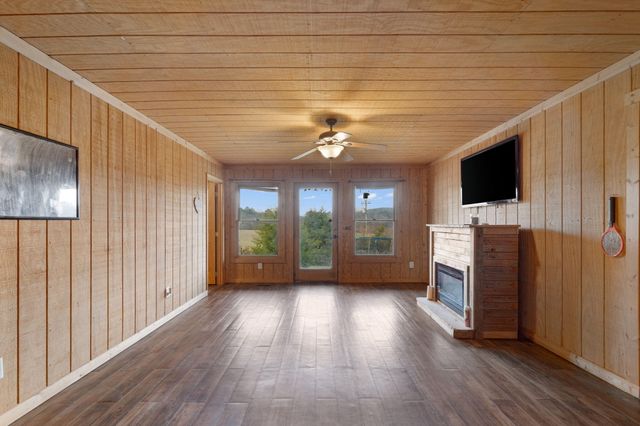 141 Rogers Lane, Birchwood, TN 37308