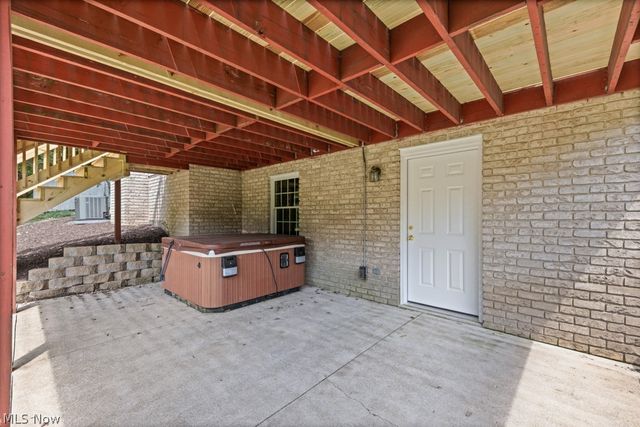 6962 Mapleridge Circle NW, Canton, OH 44718