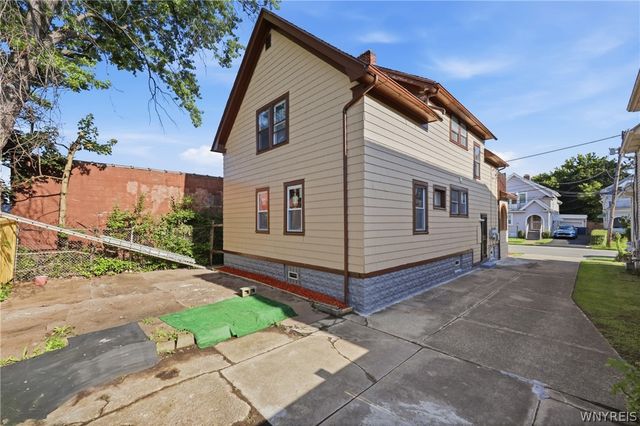 19 Martha Avenue, Buffalo, NY 14215