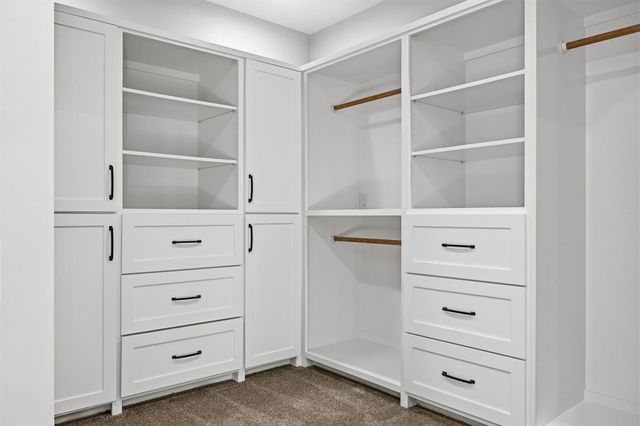 178 Balch RD, Elgin, TX 78621