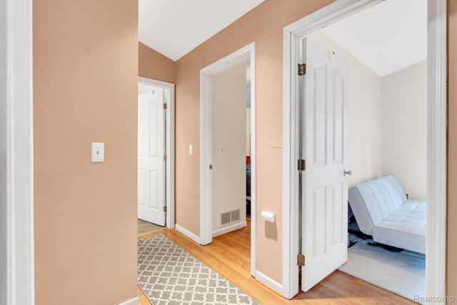 2215 Hancock Street, Port Huron, MI 48060