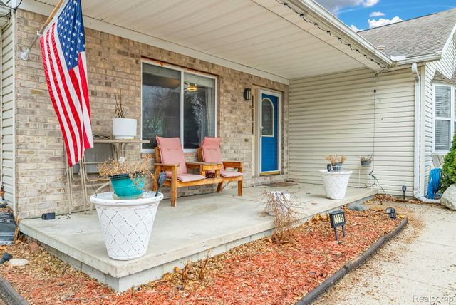 2215 Hancock Street, Port Huron, MI 48060