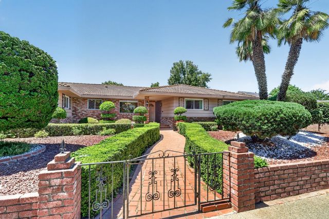 4831 Finlandia Way, Carmichael, CA 95608