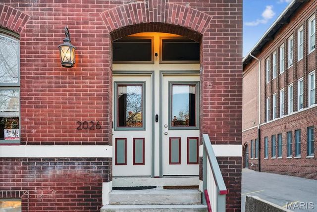 2026 Allen Avenue, St Louis, MO 63104