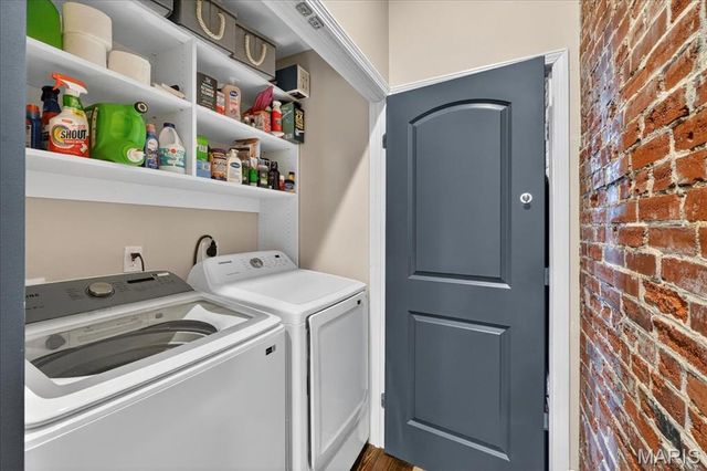 2026 Allen Avenue, St Louis, MO 63104