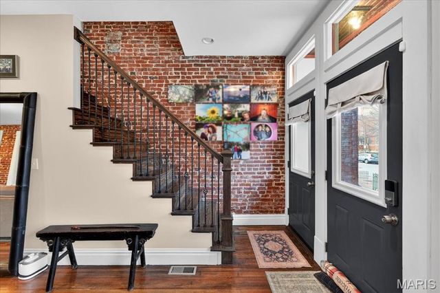 2026 Allen Avenue, St Louis, MO 63104