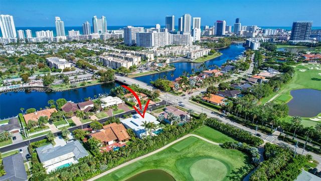 907 Diplomat Pkwy, Hallandale Beach, FL 33009