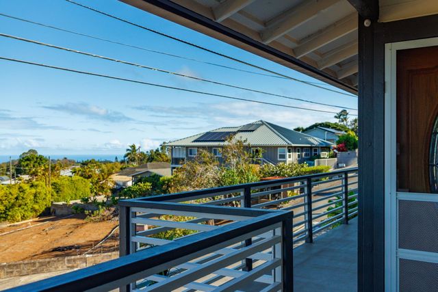 1123 Kehau Pl, Makawao, HI 96768