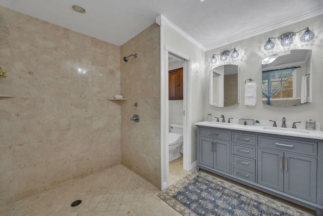 1123 Kehau Pl, Makawao, HI 96768