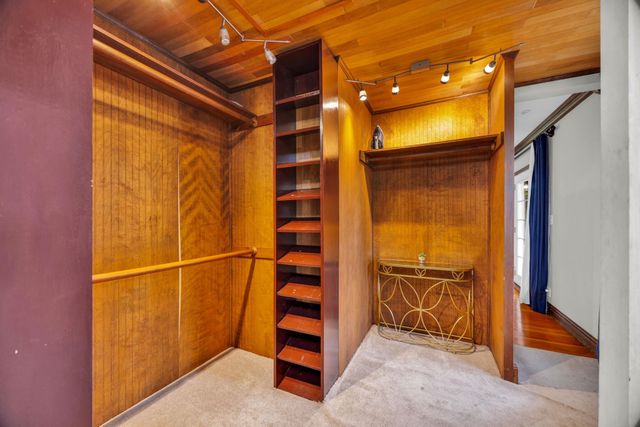 1123 Kehau Pl, Makawao, HI 96768