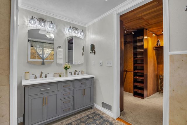 1123 Kehau Pl, Makawao, HI 96768