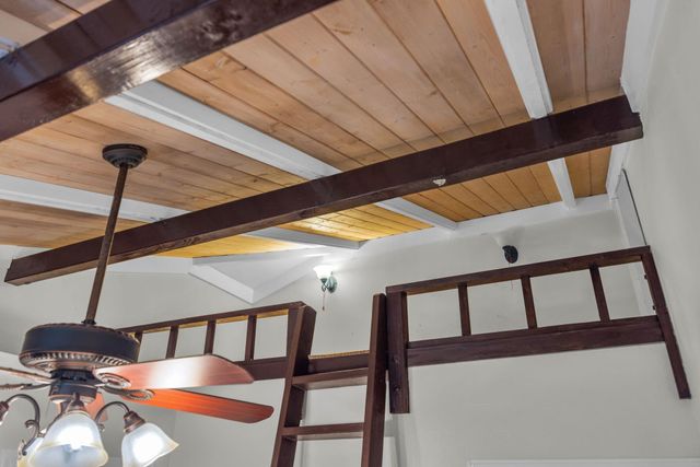 1123 Kehau Pl, Makawao, HI 96768