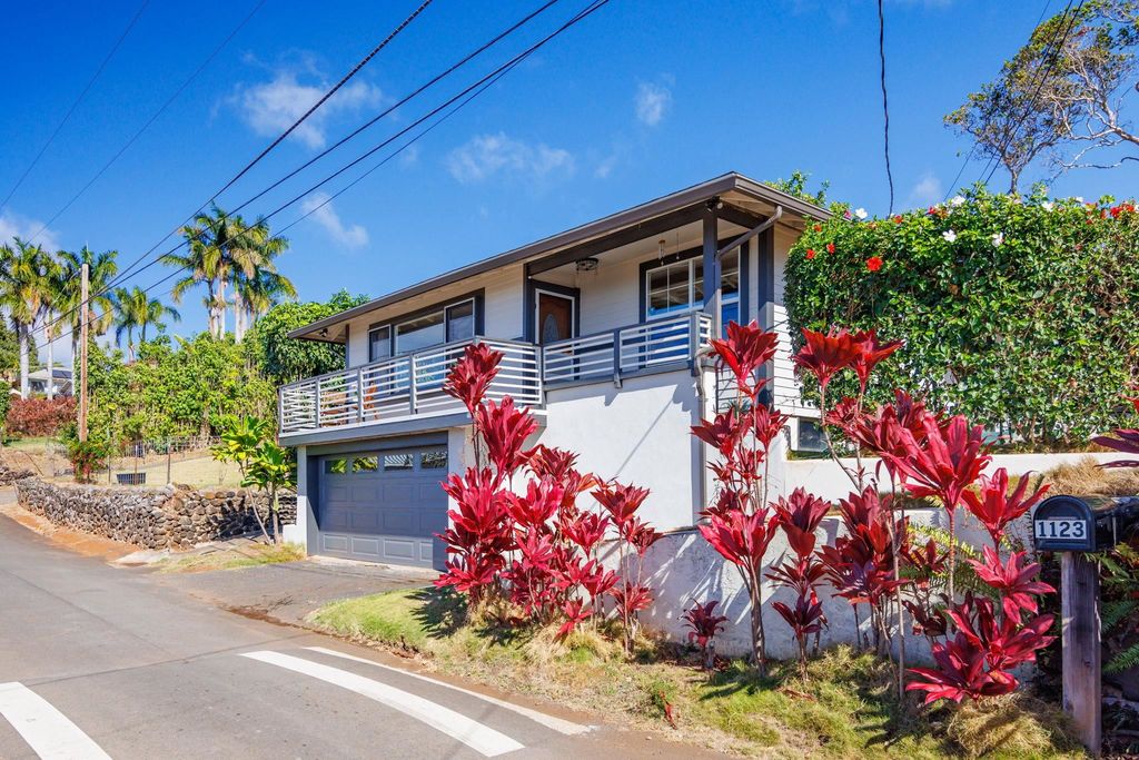 1123 Kehau Pl, Makawao, HI 96768