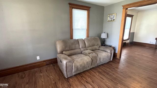 98 Gallup Street, Mt Clemens, MI 48043