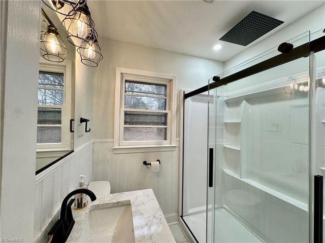 2855 Quincy Drive, Winston-salem, NC 27106