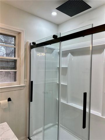 2855 Quincy Drive, Winston-salem, NC 27106