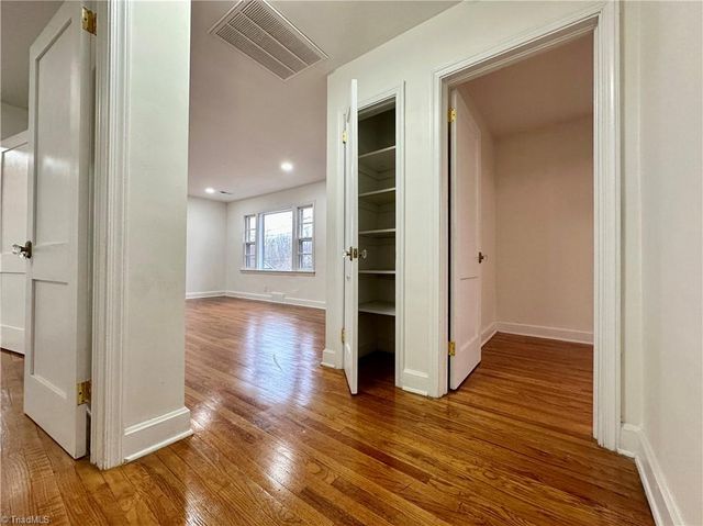 2855 Quincy Drive, Winston-salem, NC 27106