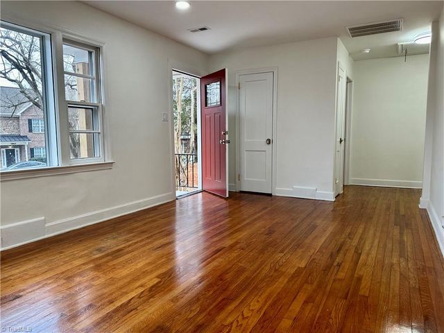 2855 Quincy Drive, Winston-salem, NC 27106