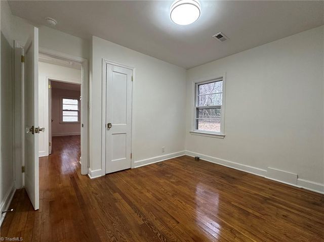 2855 Quincy Drive, Winston-salem, NC 27106