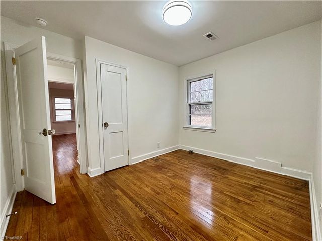 2855 Quincy Drive, Winston-salem, NC 27106