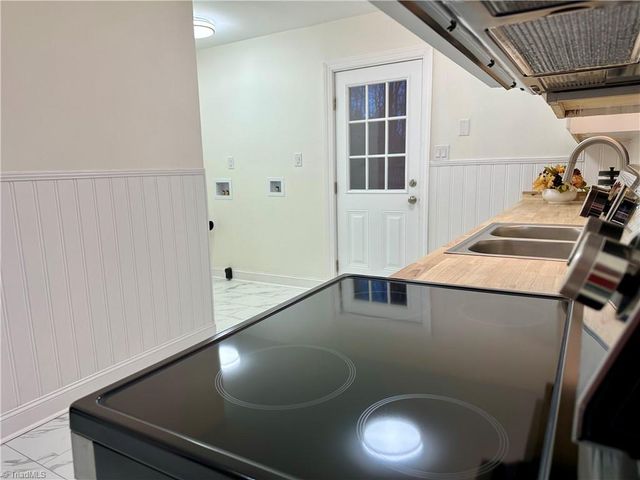 2855 Quincy Drive, Winston-salem, NC 27106