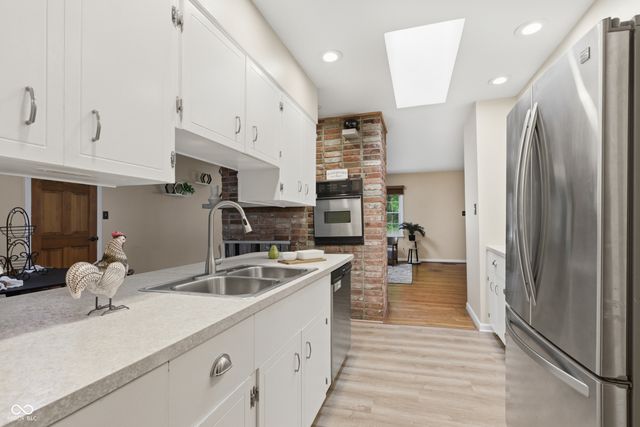 2515 E 99th Street, Carmel, IN 46280