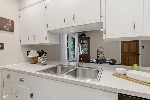 2515 E 99th Street, Carmel, IN 46280