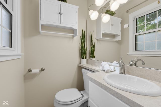 2515 E 99th Street, Carmel, IN 46280