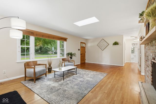 2515 E 99th Street, Carmel, IN 46280