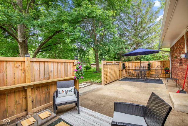 2515 E 99th Street, Carmel, IN 46280