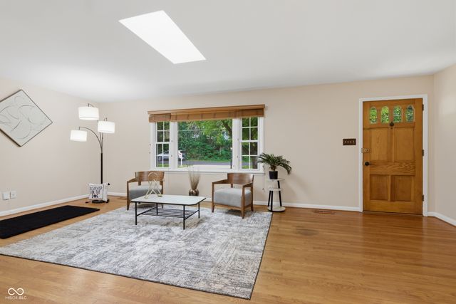 2515 E 99th Street, Carmel, IN 46280