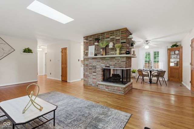 2515 E 99th Street, Carmel, IN 46280