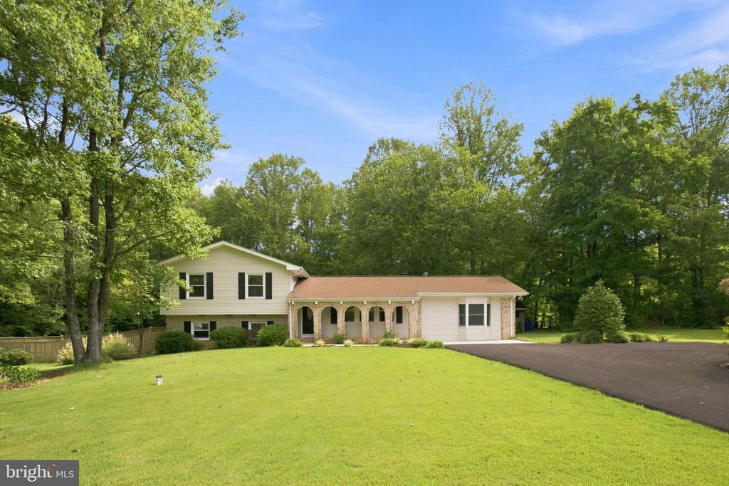 5538 HUCKLEBERRY DR, Bryantown, MD 20617