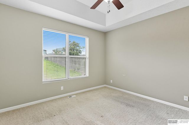 17125 Colony Drive, Omaha, NE 68136