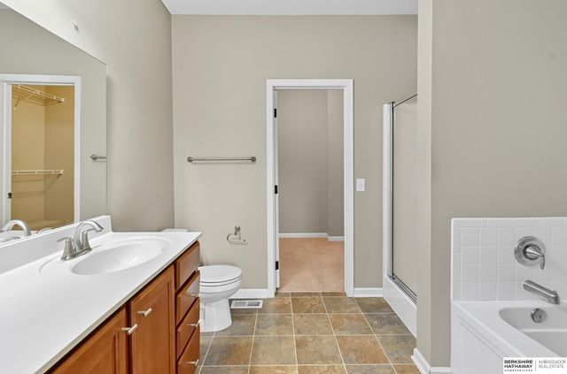 17125 Colony Drive, Omaha, NE 68136