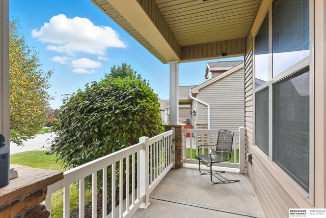 17125 Colony Drive, Omaha, NE 68136