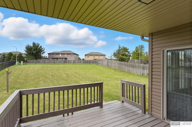 17125 Colony Drive, Omaha, NE 68136