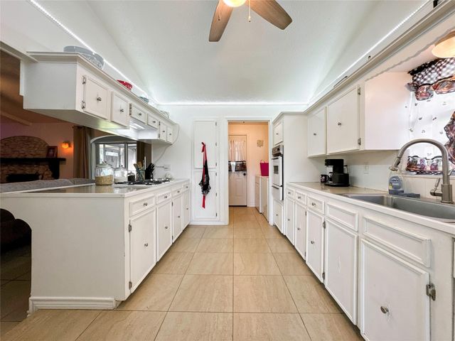 10922 Fm 1764 Road, Galveston, TX 77510