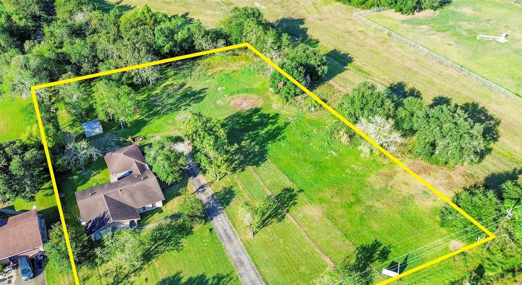 10922 Fm 1764 Road, Galveston, TX 77510