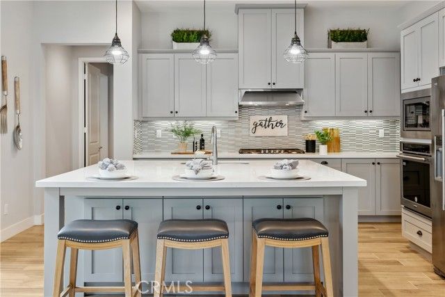 27 Alienta Lane, Rancho Mission Viejo, CA 92694